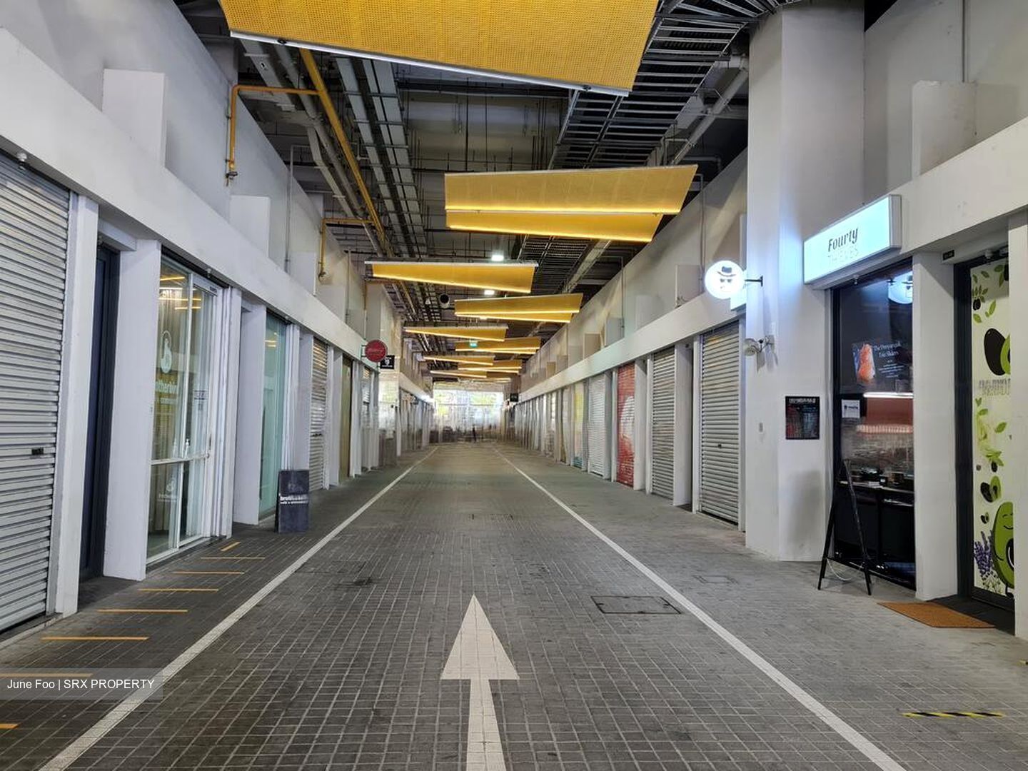 Ct Hub 2 (D12), Retail #582804621